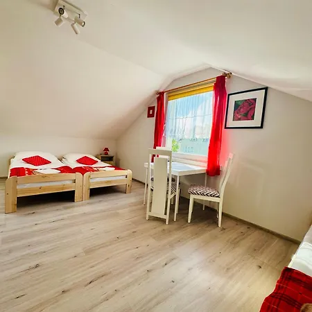 U Miecia Na Jachcie Владыславово