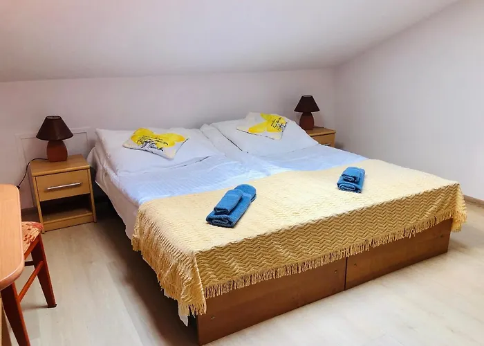 U Miecia Na Jachcie *