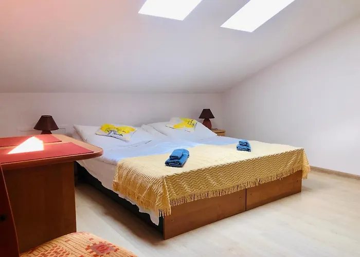 U Miecia Na Jachcie *