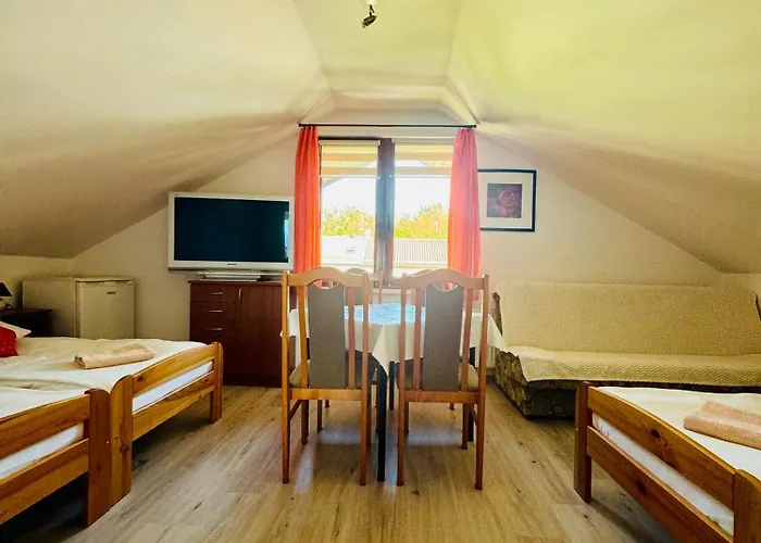 U Miecia Na Jachcie *